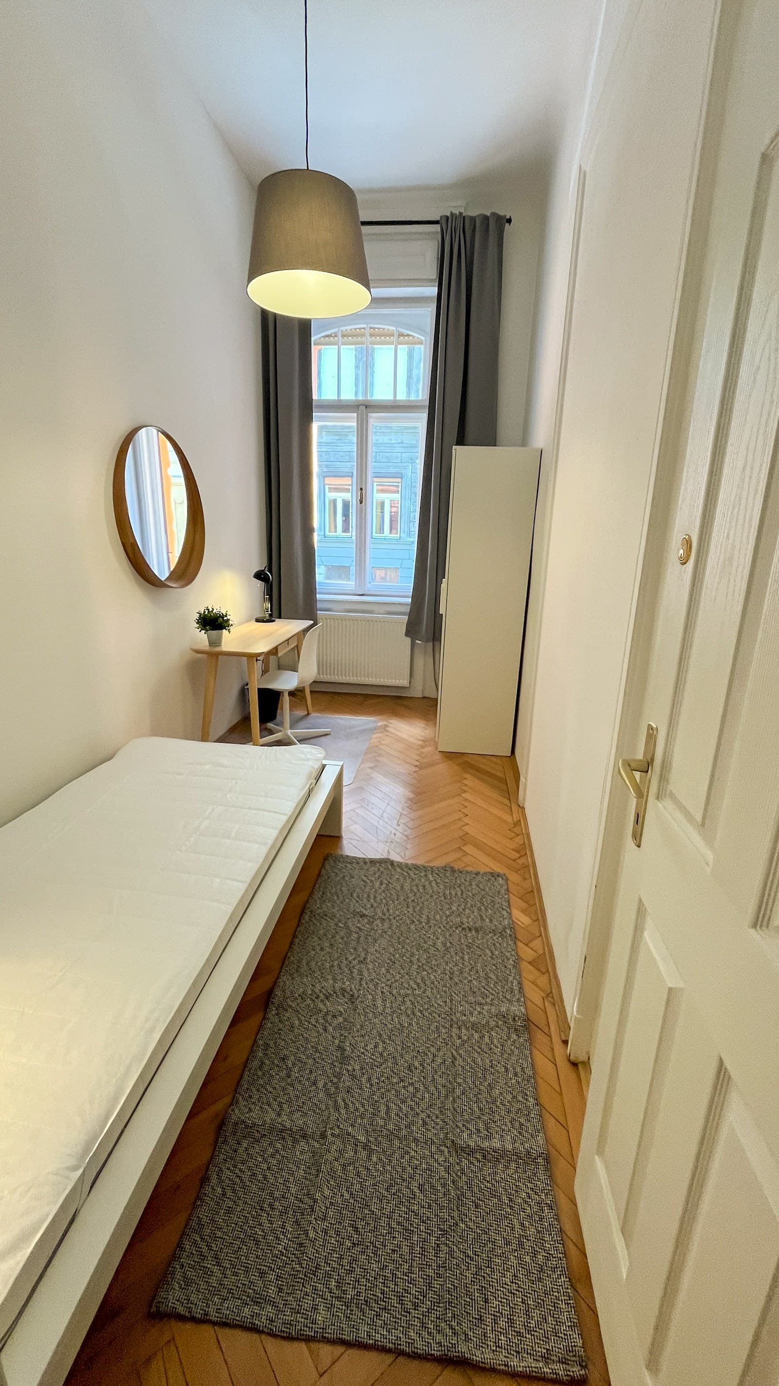 Peterdy Room 4 - photo 1