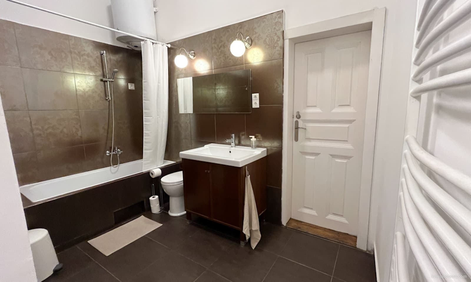 Rottenbiller "A" shared space 8