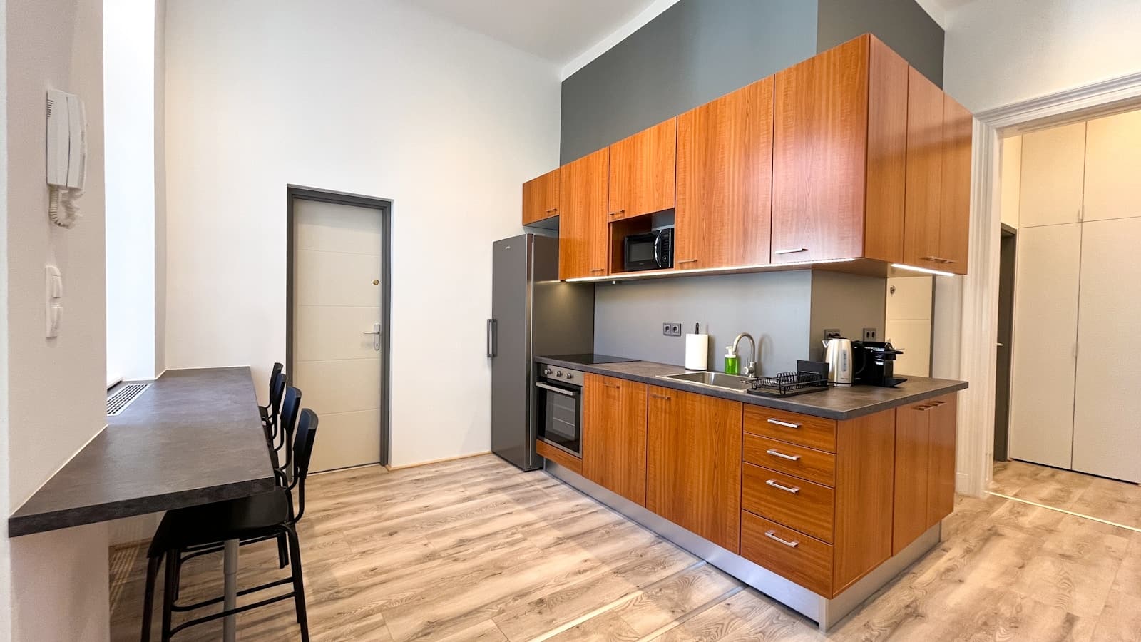 Rottenbiller "B" shared space 2