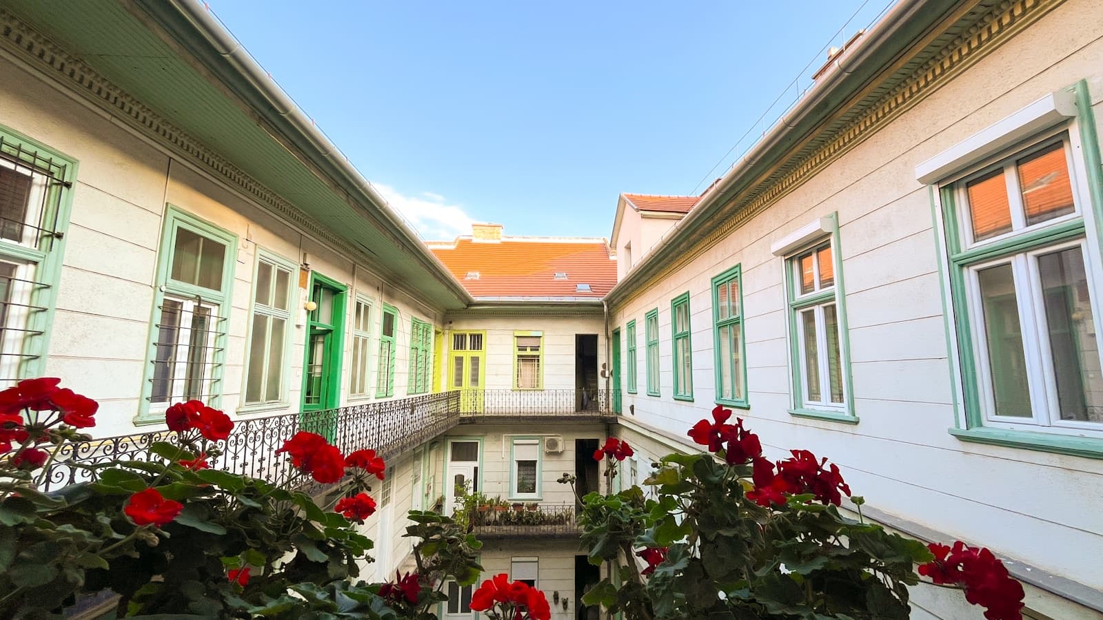 Rottenbiller "B" shared space 7