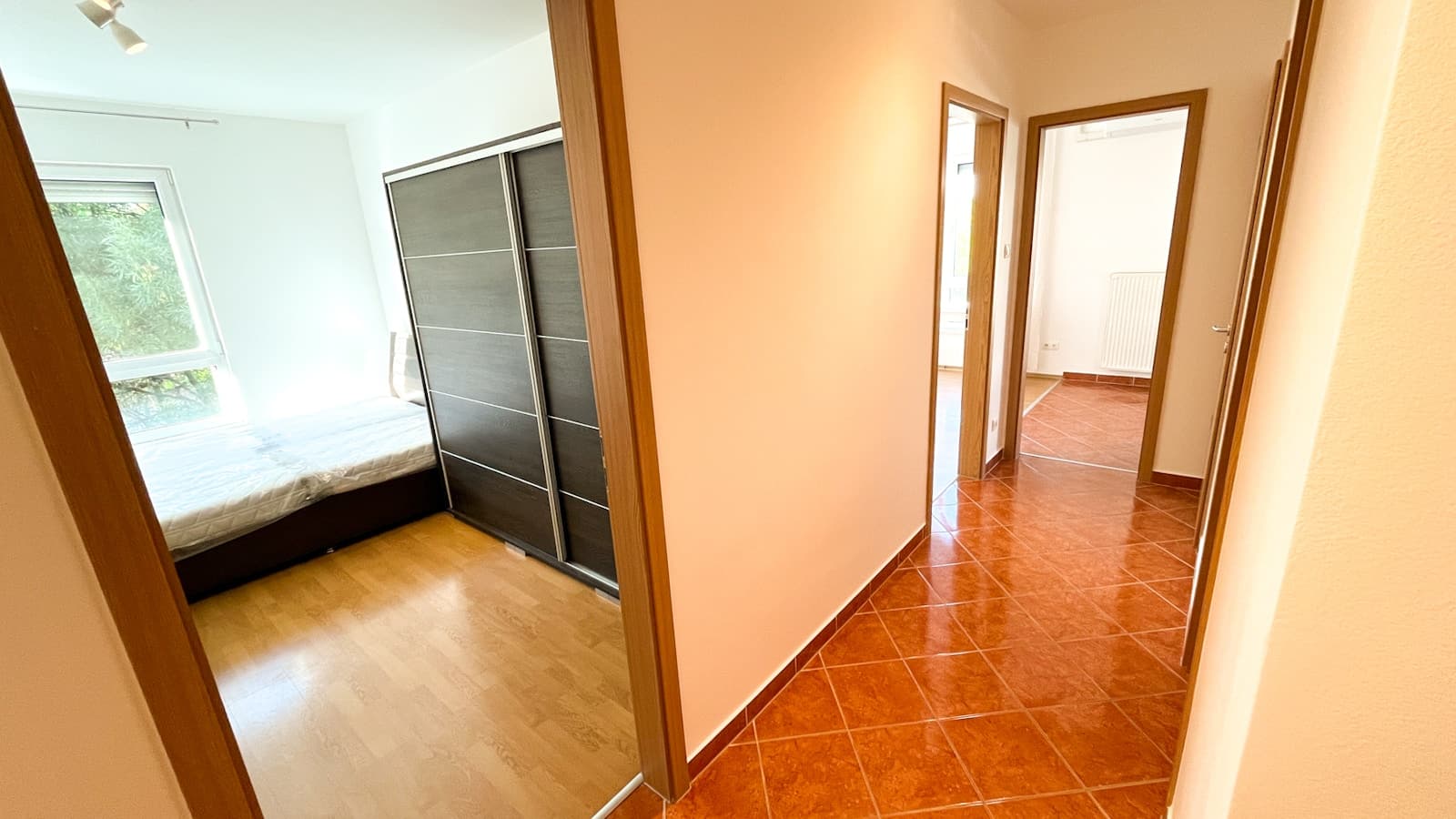 Szuglo shared space 4