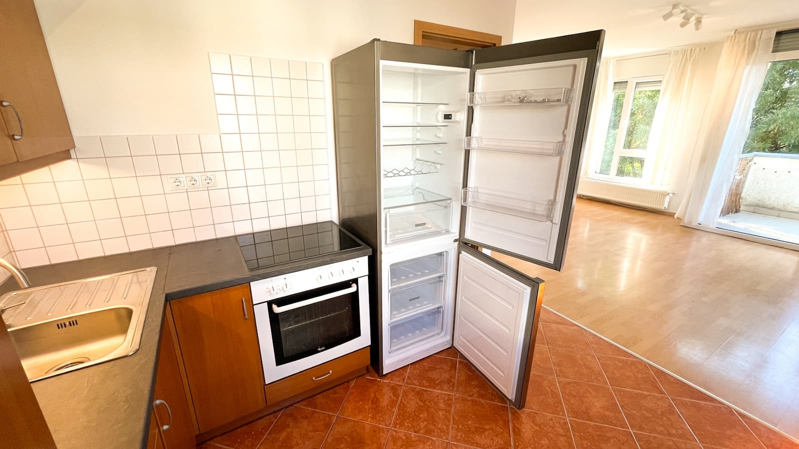 Szuglo shared space 19