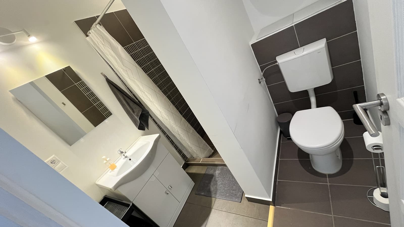 Wesselenyi shared space 4