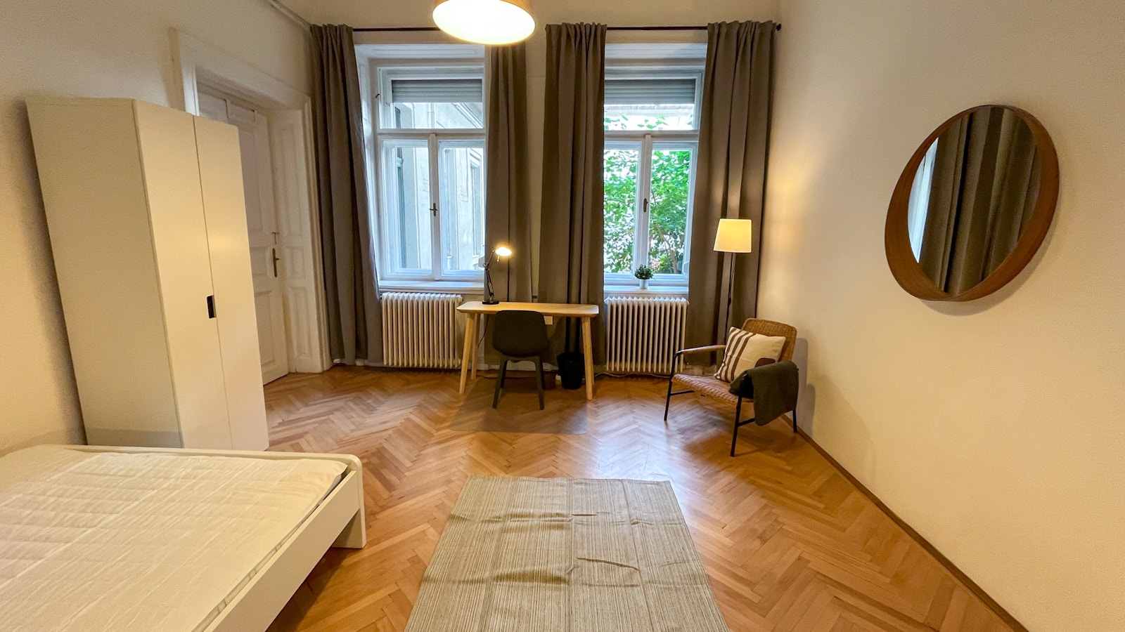 Peterdy Room 1 - photo 1